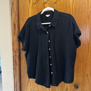 Black Short-Sleeve Button-Up women's Shirt